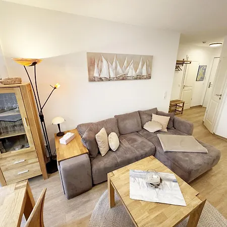 Haus Meeresblick A 1 23 Strandmuschel Mit Balkon * Baabe